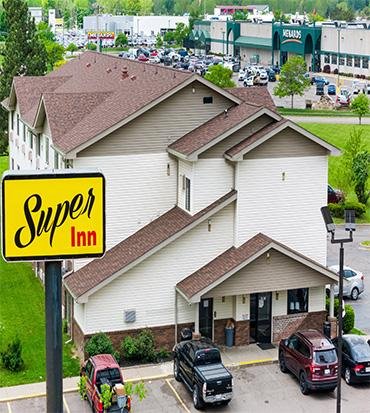 Most Safe & Rated Hotel In Lansing.